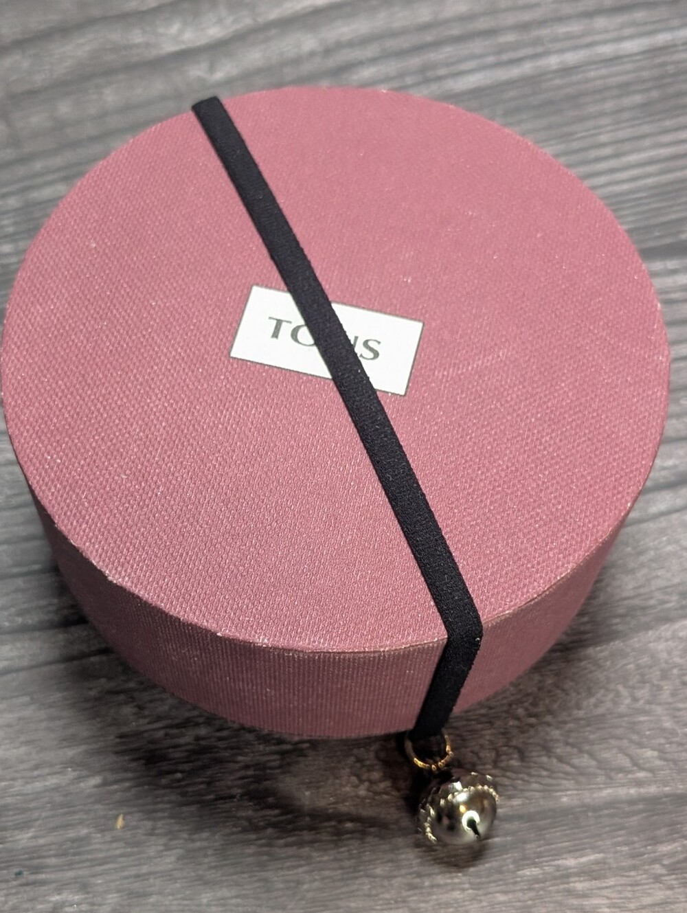 RARE TOUS White Plaque Mauve Burgundy Bear Bell Jewelry Gift Box Medium 4"